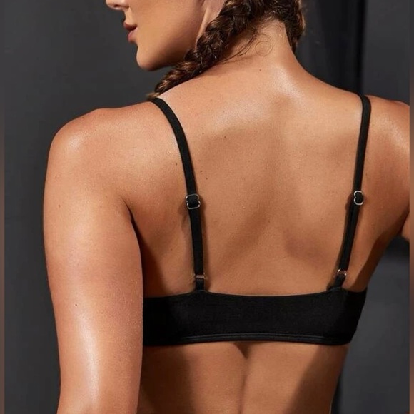 SHEIN Black Yoga Solid Ruched Sports Bra Size Small (4) Brand New - Picture 2 of 4